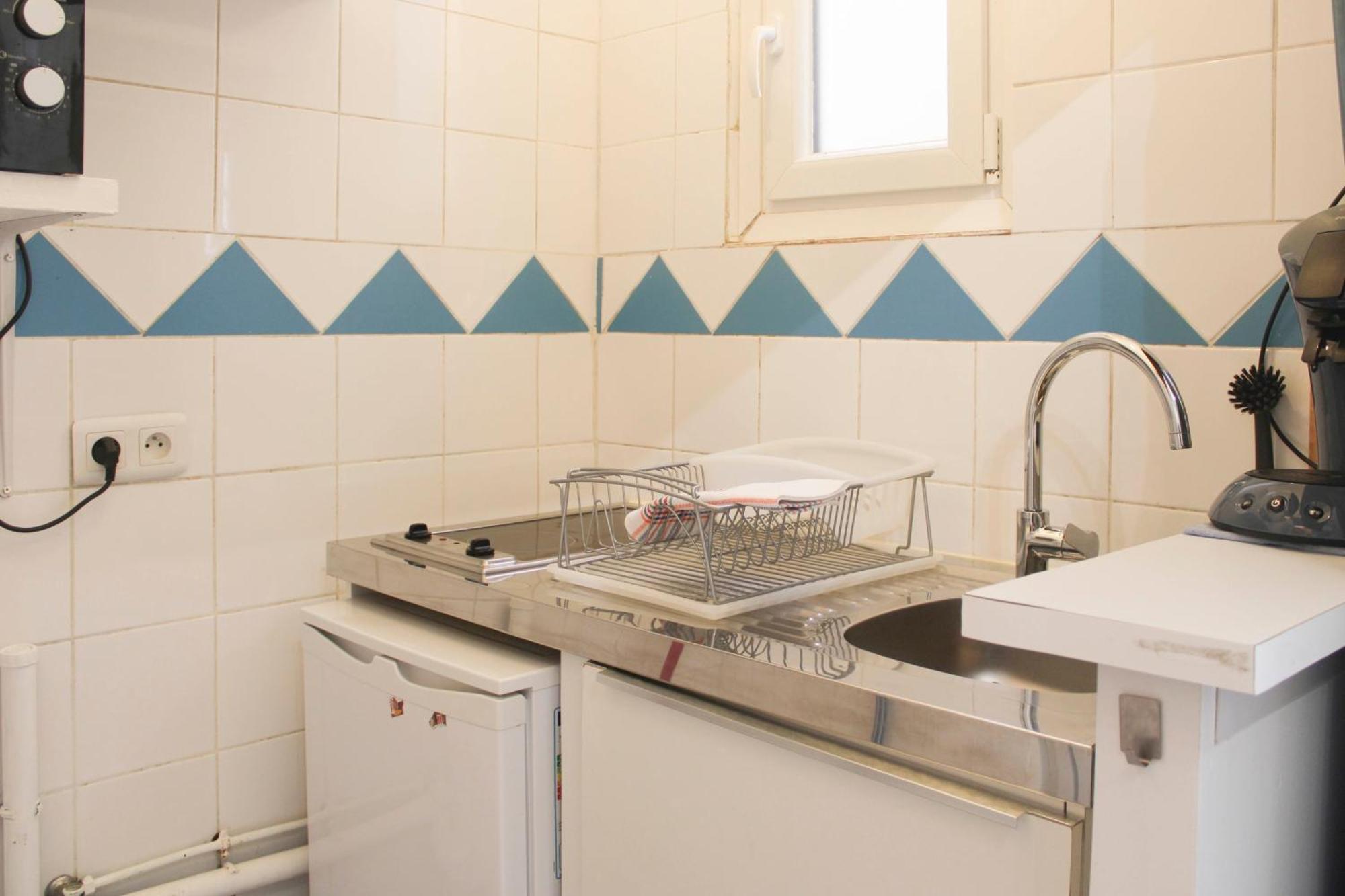 Bright Located Near Paris Apartment *